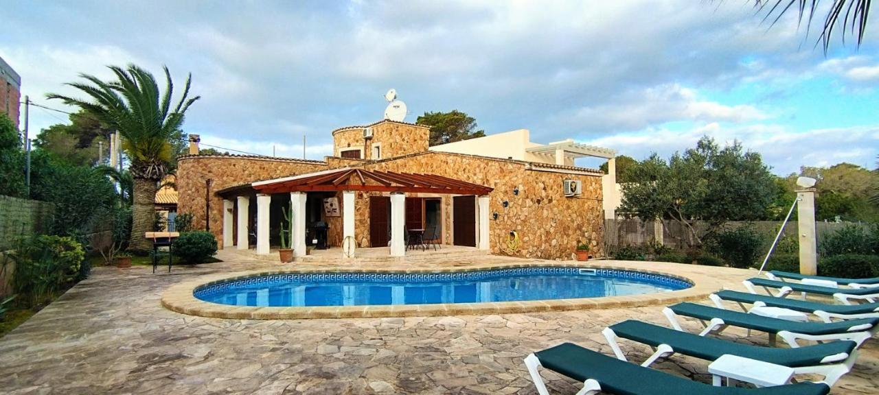 Villa Sanchez In Strandnahe Mit Pool, Jacuzzi, Klima, Wifi, Gas Bbq Santanyi Bagian luar foto