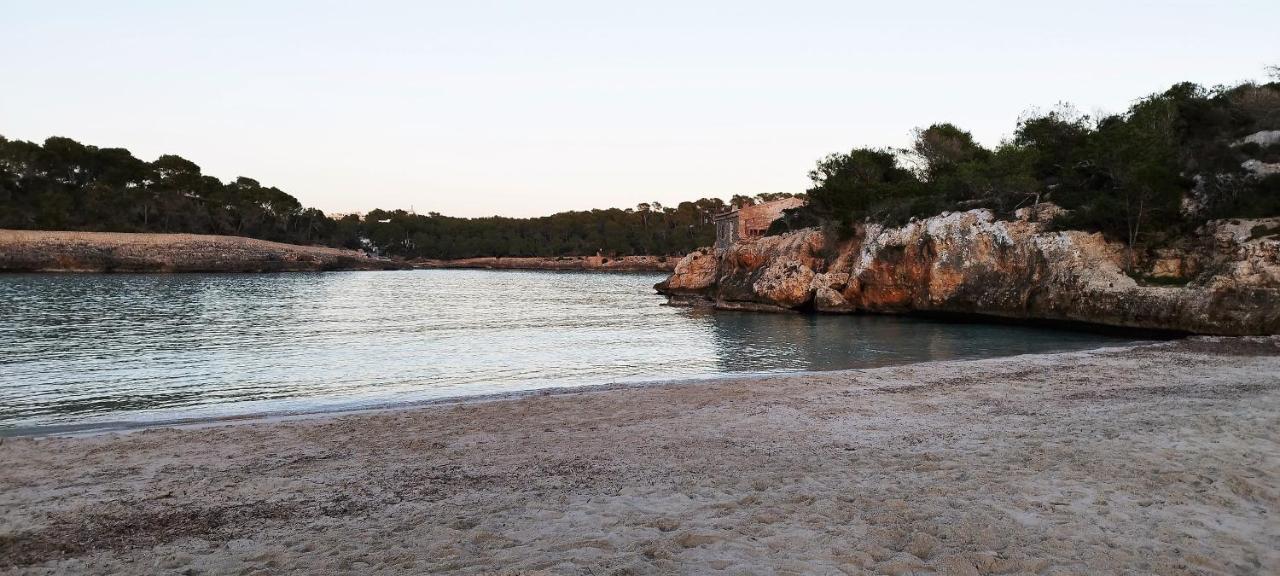 Villa Sanchez In Strandnahe Mit Pool, Jacuzzi, Klima, Wifi, Gas Bbq Santanyi Bagian luar foto